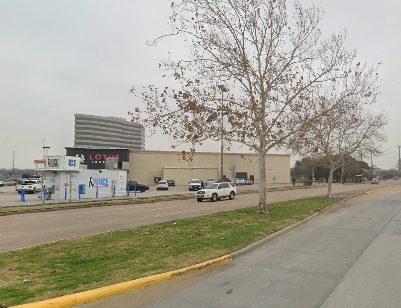 Bissonnet Street Dining Corridor