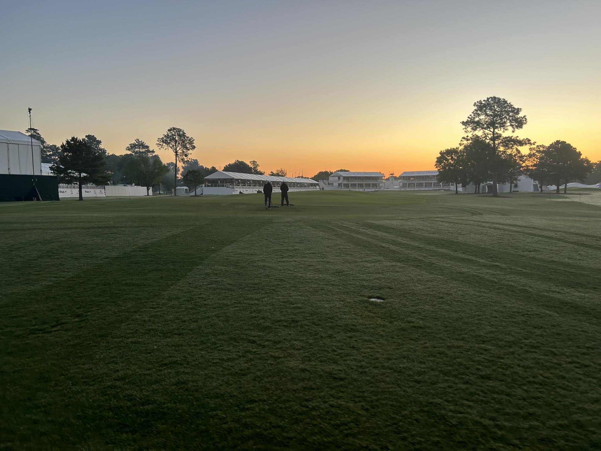   Memorial Park Golf Course (nearby) 